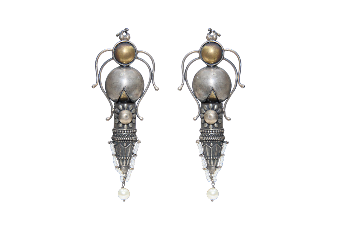 Silver Oxidase Earrings