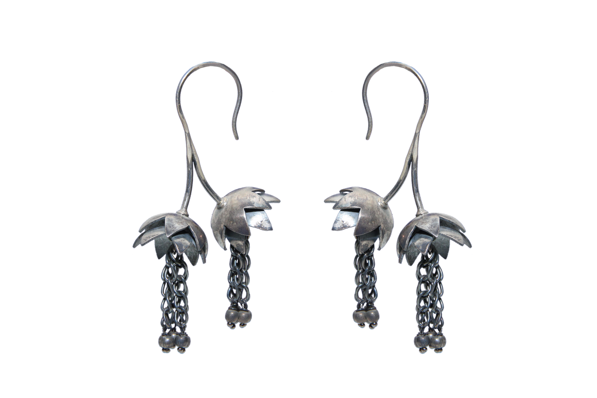 Silver Oxidase Earrings